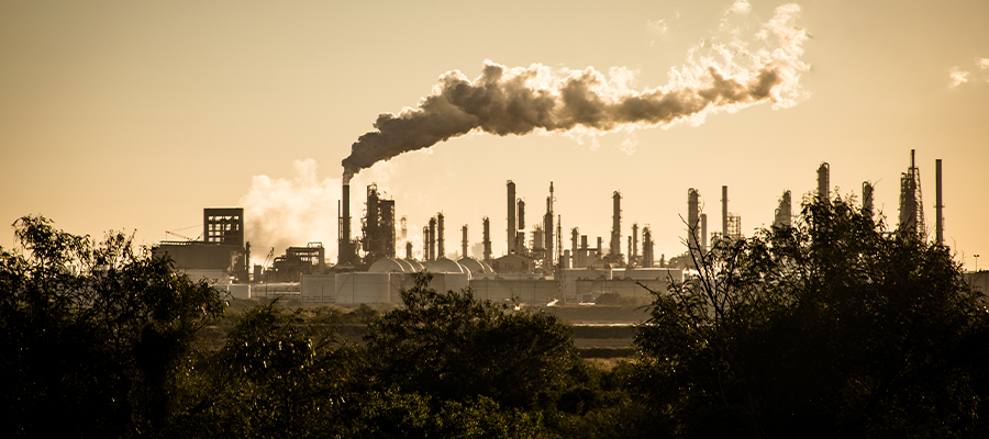 TCI Hedge Fund to Punish Directors Over Carbon Emissions